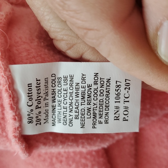 Vintage VineYard Salmon Sweater with Embroidered Design - Picture 7 of 8